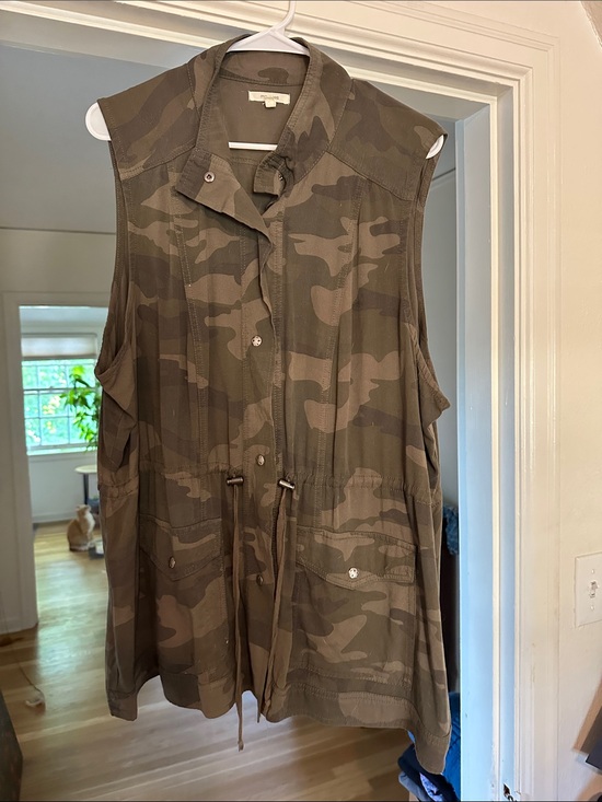 Maurices Tops - Maurices Olive Camo Utility Vest - Size 2x